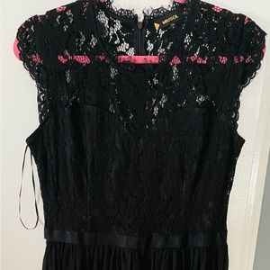 Women’s formal gown